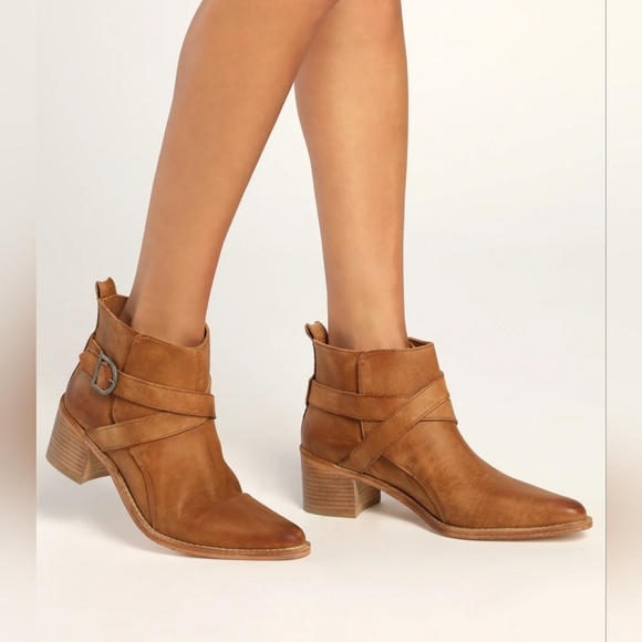 Free People, Back Loop Leather Ankle Boot, Tan, Size 37.5/7.5 - Picture 1 of 10